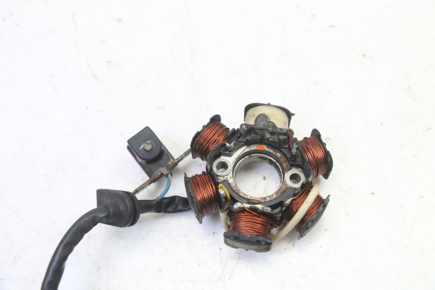 photo de ROTOR STATOR PEUGEOT SPEEDFIGHT 3 AIR 50 (2009 - 2015) - État de surface