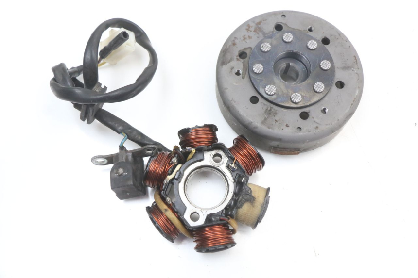 photo de ROTOR STATOR PEUGEOT STREETZONE 2T 50 (2014 - 2019) - Vue principale