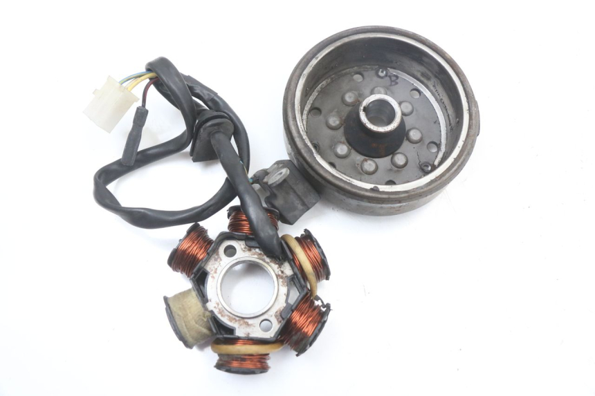 photo de ROTOR STATOR PEUGEOT STREETZONE 2T 50 (2014 - 2019) - Zoom état d’usage