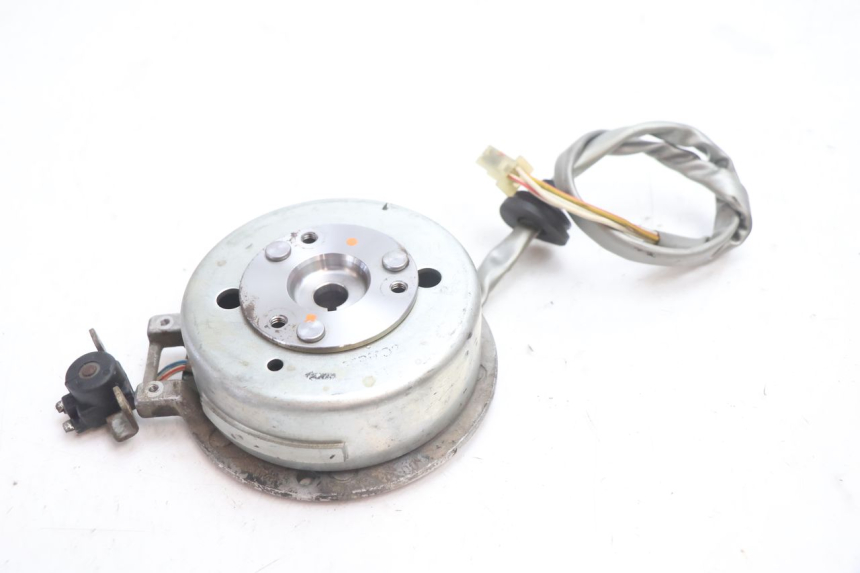 photo de ROTOR STATOR MBK STUNT NAKED 50 (2004 - 2018) - Zoom état d’usage