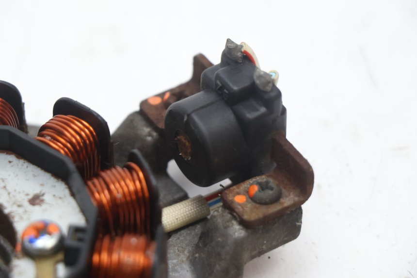 photo de ROTOR STATOR MBK STUNT NAKED 50 (2004 - 2018) - Points de fixation