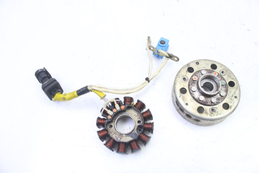 photo de ROTOR STATOR PIAGGIO SUPER LX 125 (2000 - 2003) - Vue principale