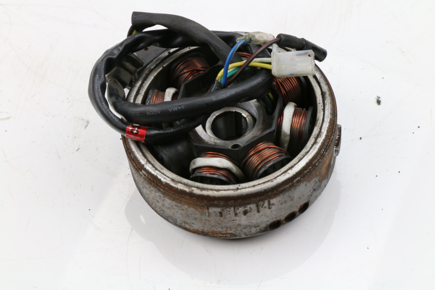 photo de ROTOR STATOR SYM FIDDLE 2 S 125 (2012 - 2014) - Points de fixation