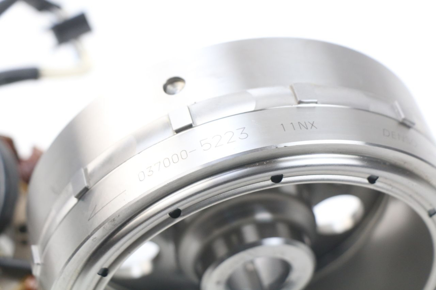 photo de ROTOR STATOR YAMAHA TDM ABS 900 (2002 - 2014) - Autre angle de vue