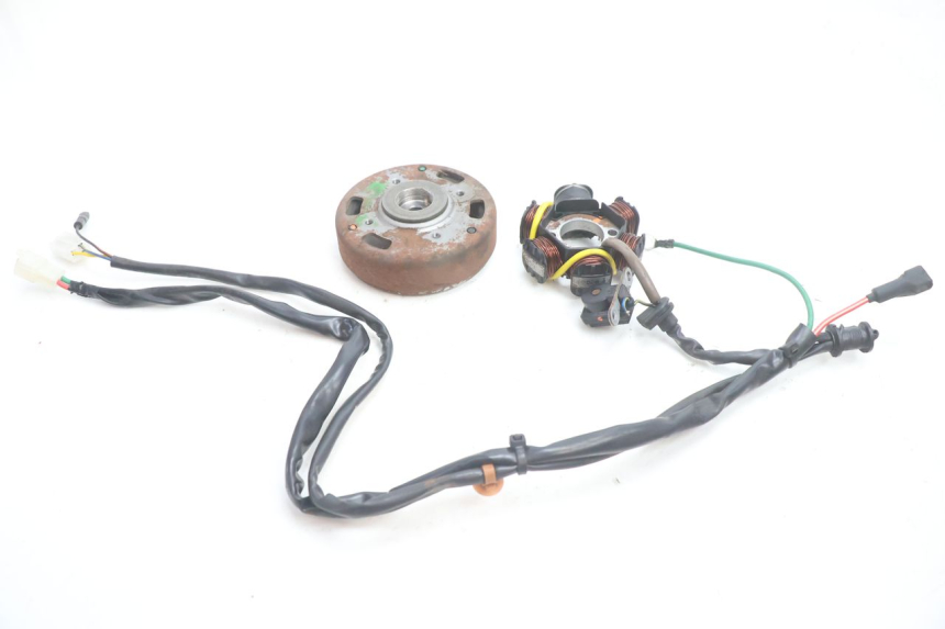 photo de ROTOR STATOR PEUGEOT TREKKER 50 (1995 - 2004) - Détail de la pièce