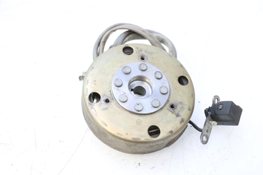 photo de ROTOR STATOR PIAGGIO TYPHOON 50 (2000 - 2009) - Détail de la pièce