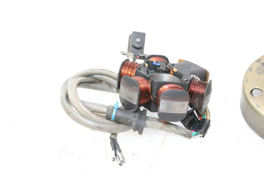 photo de ROTOR STATOR PIAGGIO TYPHOON 50 (2000 - 2009) - Marquages et références