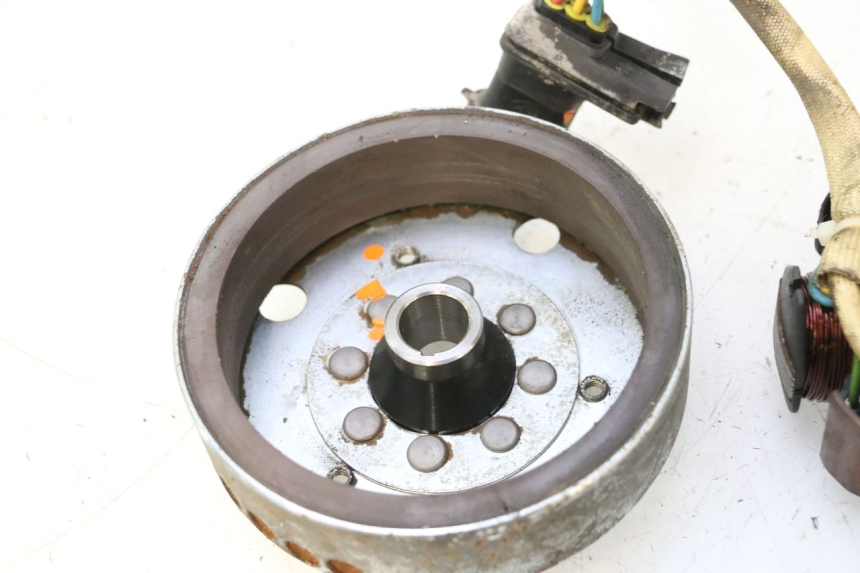 photo de ROTOR STATOR PIAGGIO TYPHOON 50 (2000 - 2009) - État de surface