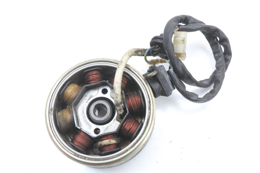 photo de ROTOR STATOR PEUGEOT V-CLIC VCLIC 50 (2007 - 2013) - Zoom état d’usage