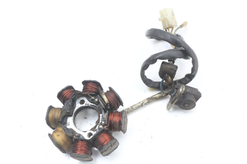 photo de ROTOR STATOR PEUGEOT V-CLIC VCLIC 50 (2007 - 2013) - État de surface