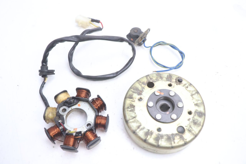 photo de ROTOR STATOR PEUGEOT V-CLIC VCLIC 50 (2007 - 2013) - Vue principale