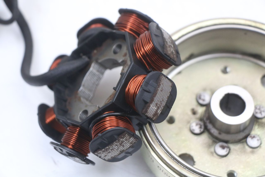 photo de ROTOR STATOR BEELINE VELOCE 4T 50 (2011 - 2020) - Points de fixation