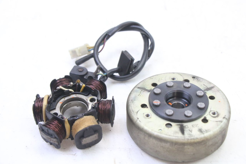 photo de ROTOR STATOR PEUGEOT VIVACITY NEW 2T 50 (2008 - 2017) - Détail de la pièce