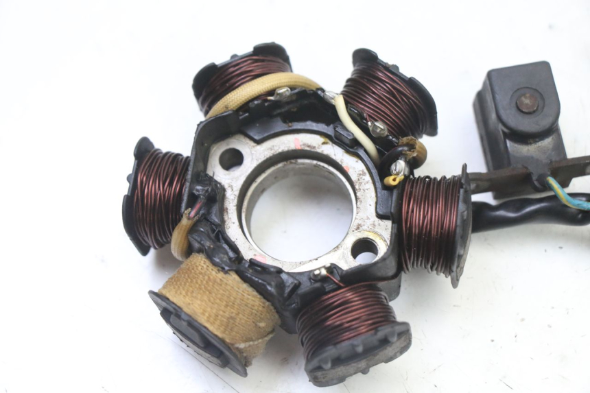 photo de ROTOR STATOR PEUGEOT VIVACITY NEW 2T 50 (2008 - 2017) - État de surface