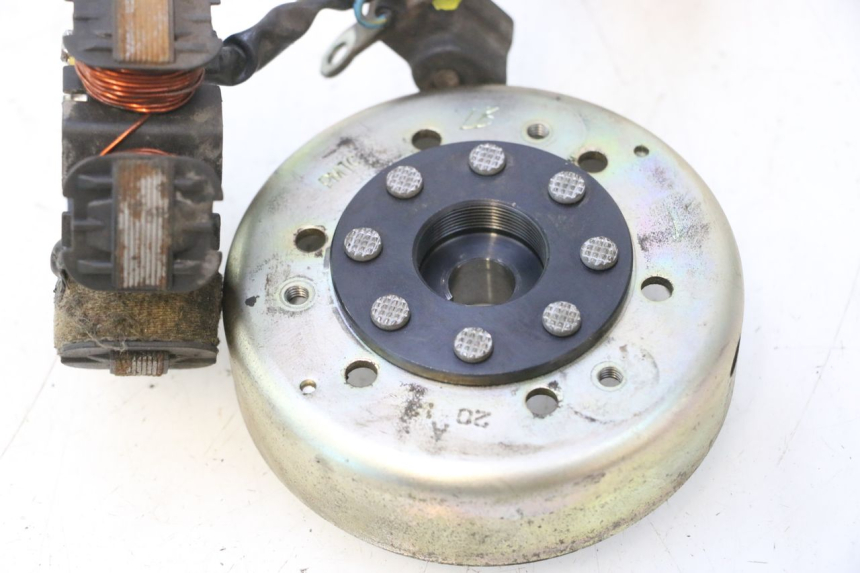 photo de ROTOR STATOR PEUGEOT VIVACITY NEW 2T 50 (2008 - 2017) - Détails caractéristiques
