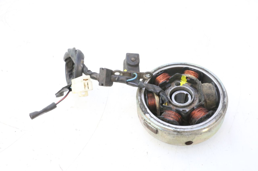 photo de ROTOR STATOR PEUGEOT VIVACITY NEW 2T 50 (2008 - 2017) - Autre angle de vue