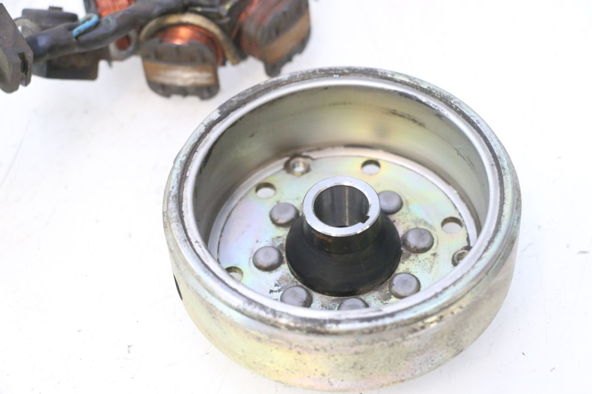 photo de ROTOR STATOR PEUGEOT VIVACITY NEW 2T 50 (2008 - 2017) - État de surface