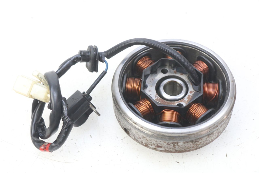 photo de ROTOR STATOR PEUGEOT VIVACITY NEW 4T 50 (2008 - 2017) - Détail de la pièce