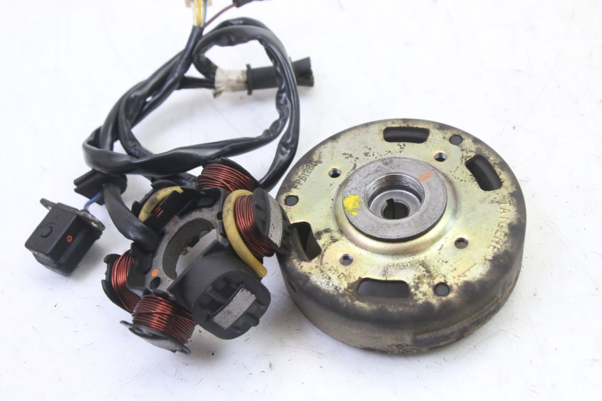 photo de ROTOR STATOR PEUGEOT VIVACITY 50 (2004 - 2009) - Détail de la pièce