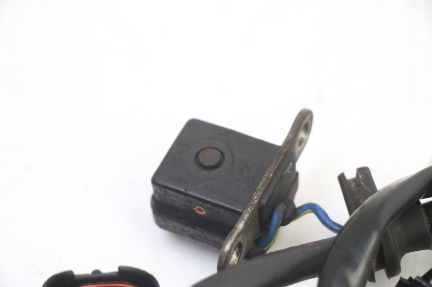 photo de ROTOR STATOR PEUGEOT VIVACITY 50 (2004 - 2009) - Points de fixation