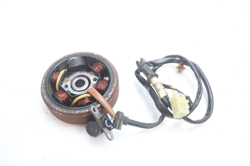 photo de ROTOR STATOR PEUGEOT VIVACITY 50 (1998 - 2003) - Autre angle de vue
