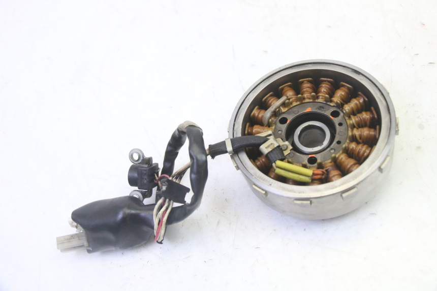 photo de ROTOR STATOR YAMAHA X-CITY XCITY 125 (2007 - 2013) - Autre angle de vue