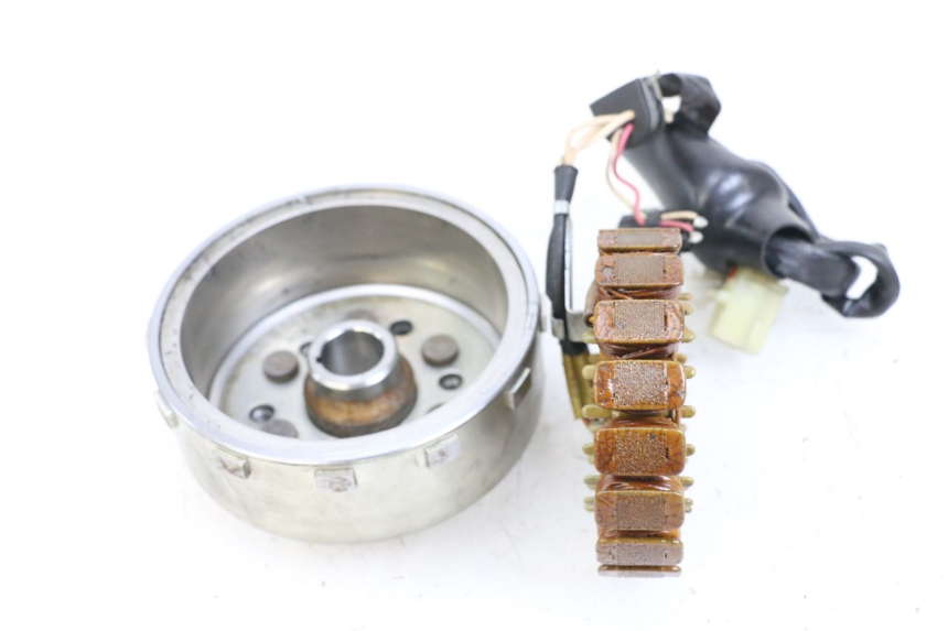 photo de ROTOR STATOR YAMAHA X-MAX XMAX 125 (2010 - 2013) - Zoom état d’usage