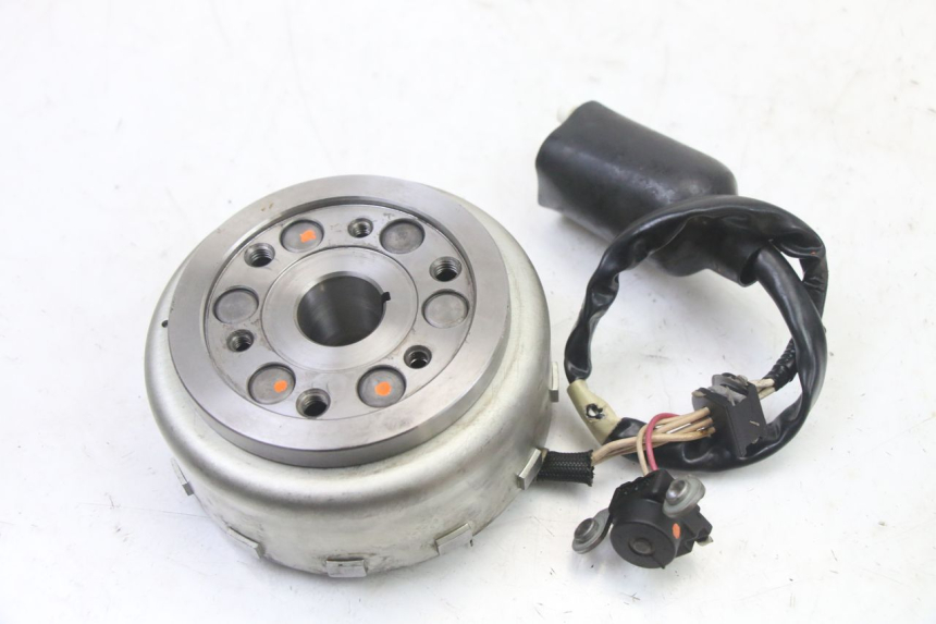 photo de ROTOR STATOR YAMAHA X-MAX XMAX 125 (2010 - 2013) - Zoom état d’usage