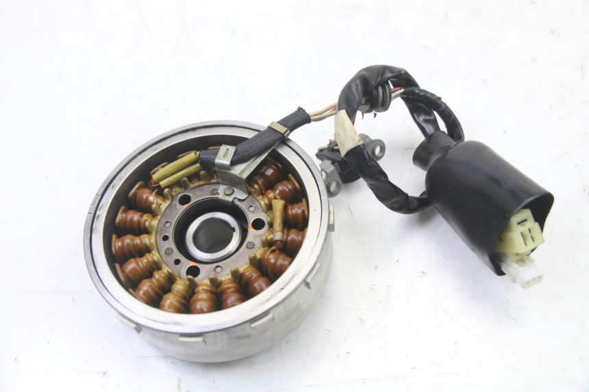 photo de ROTOR STATOR YAMAHA X-MAX XMAX 125 (2010 - 2013) - Autre angle de vue