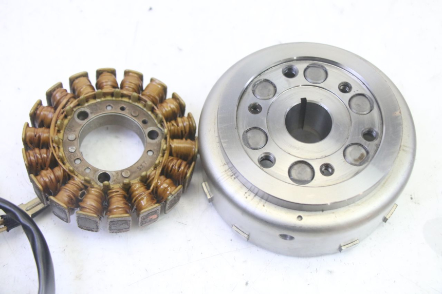 photo de ROTOR STATOR YAMAHA XMAX X-MAX 125 (2006 - 2009) - Détail de la pièce