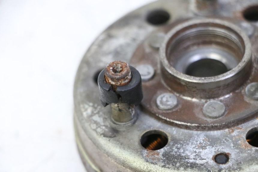 photo de ROTOR STATOR PIAGGIO X9 EVOLUTION 125 (2003 - 2007) - Zoom état d’usage