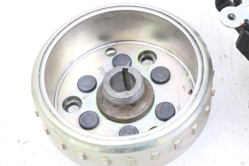 photo de ROTOR STATOR KYMCO XCITING 250 (2006 - 2009) - Détails caractéristiques