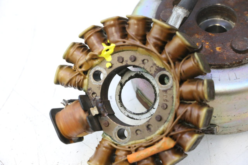 photo de ROTOR STATOR YAMAHA YP MAJESTY 125 (2002 - 2006) - Zoom état d’usage