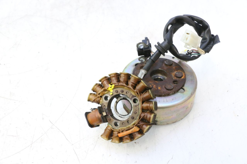 photo de ROTOR STATOR YAMAHA YP MAJESTY 125 (2002 - 2006) - Autre angle de vue