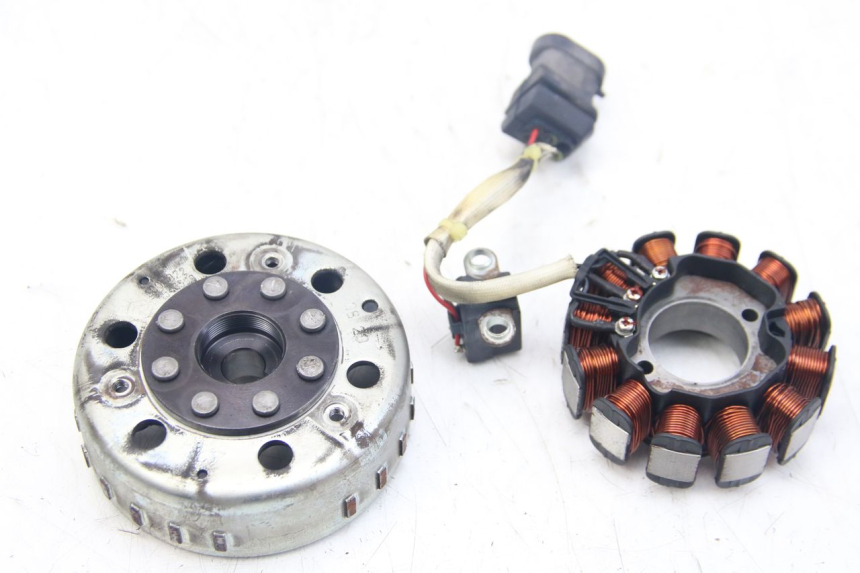 photo de ROTOR STATOR PIAGGIO ZIP 4T 50 (2018 - 2020) - Vue principale