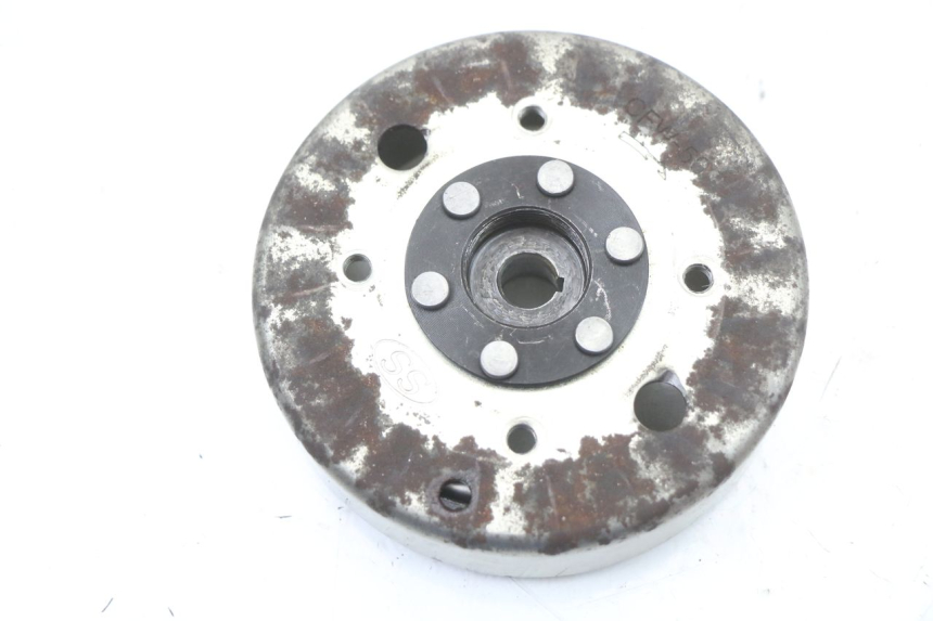 photo de ROTOR STATOR UNIVERSAL BIKE ZN50QT-11B 50 (2018 - 2021) - Autre angle de vue