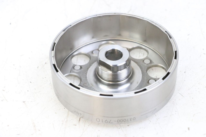 photo de ROTOR SUZUKI GSR 750 (2011 - 2017) - Zoom état d’usage