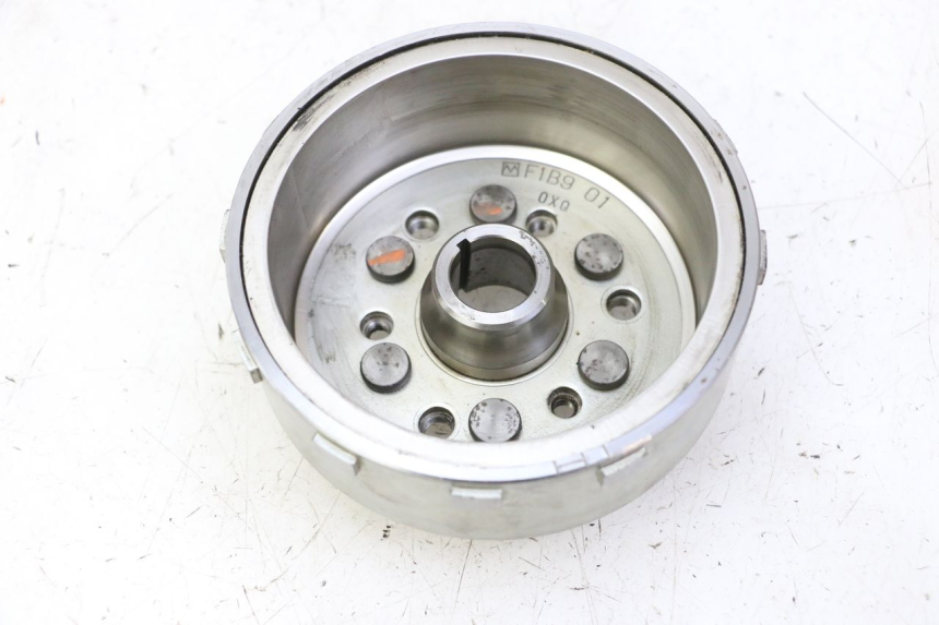 photo de ROTOR YAMAHA X-MAX XMAX 125 (2010 - 2013) - Gros plan technique