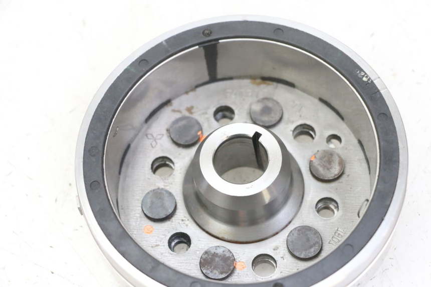 photo de ROTOR YAMAHA FZS FAZER 600 (2001 - 2003) - Autre angle de vue