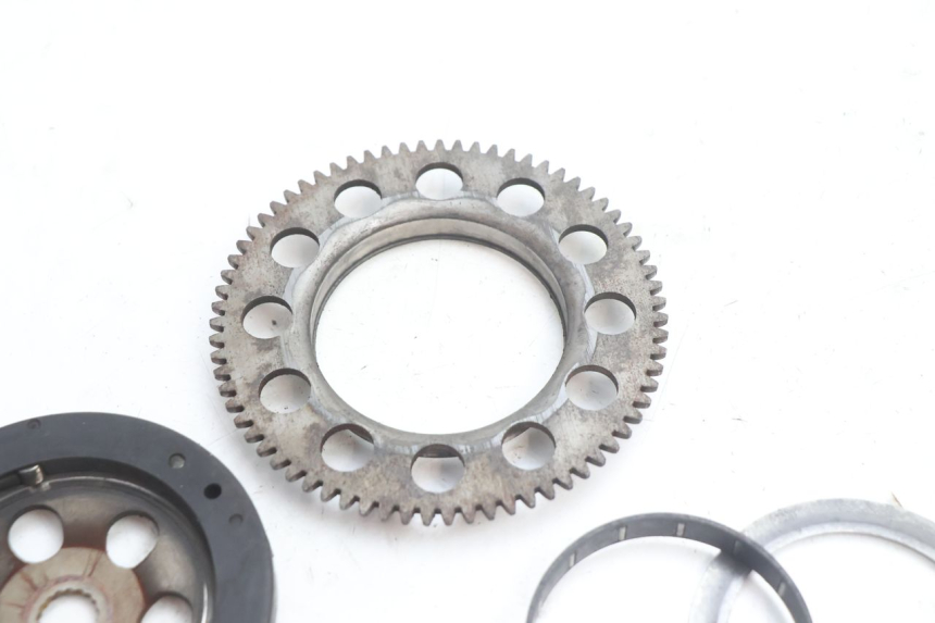 photo de ROUE LIBRE DEMARREUR MBK BOOSTER SPIRIT 50 (1996 - 1999) - Points de fixation