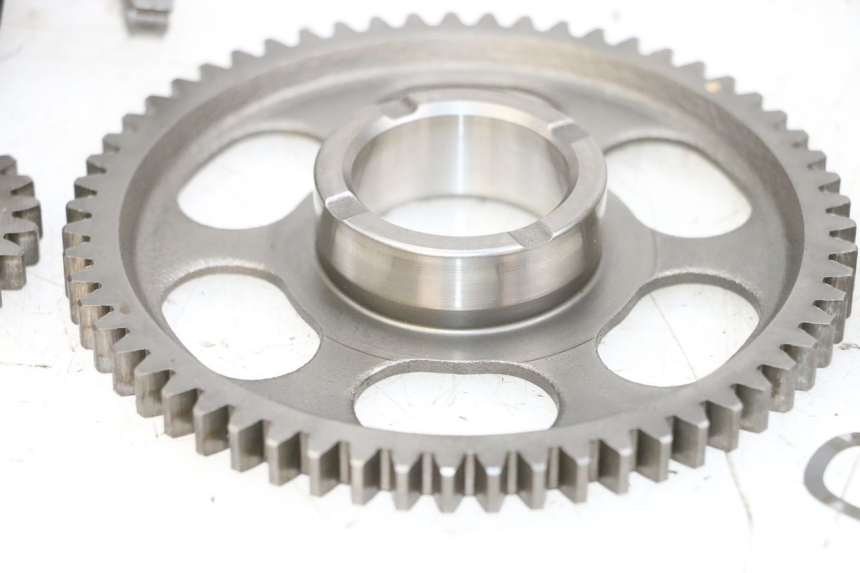 photo de ROUE LIBRE DEMARREUR SUZUKI BURGMAN 650 (2013 - 2020) - Points de fixation