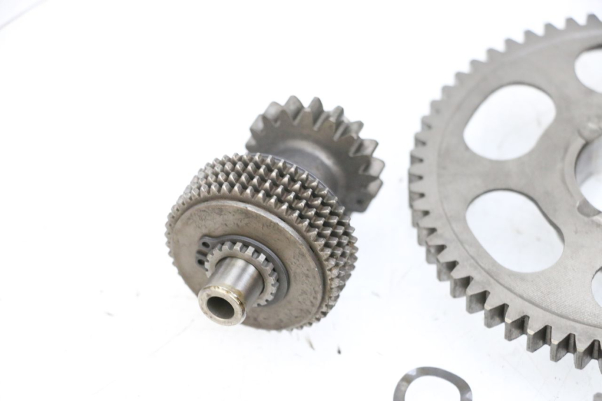 photo de ROUE LIBRE DEMARREUR SUZUKI BURGMAN EXECUTIVE ABS 650 (2006 - 2012) - Gros plan technique