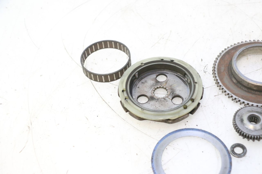 photo de ROUE LIBRE DEMARREUR MBK EVOLIS 80 (1993 - 1999) - Gros plan technique