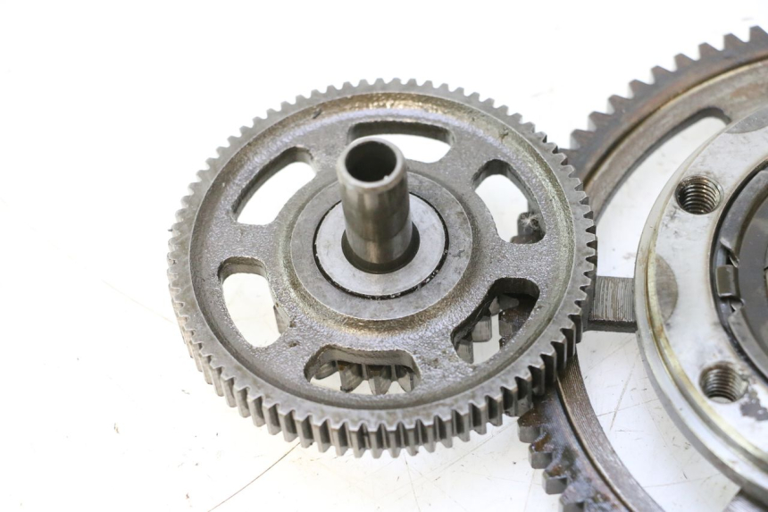 photo de ROUE LIBRE DEMARREUR YAMAHA FJR 1300 (2001 - 2005) - Points de fixation