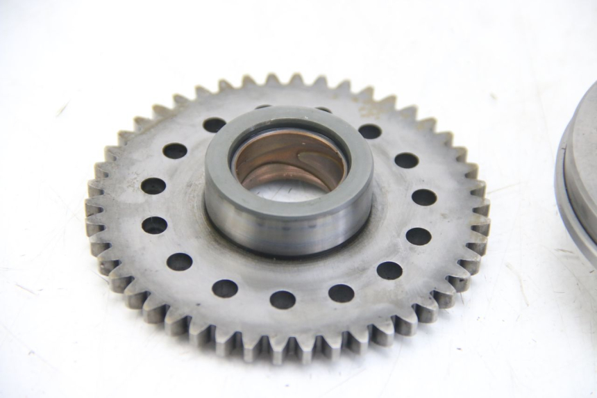 photo de ROUE LIBRE DEMARREUR YAMAHA FZS FAZER 600 (2001 - 2003) - Autre angle de vue