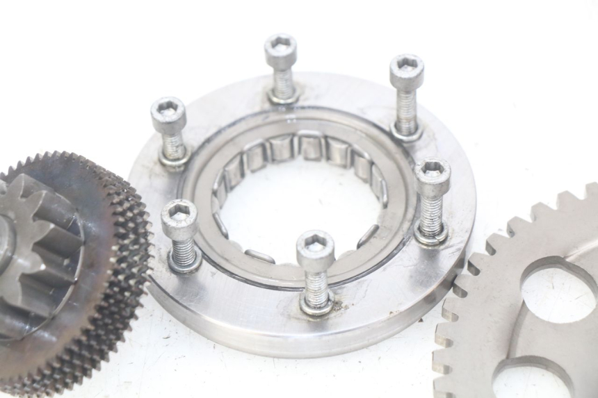 photo de ROUE LIBRE DEMARREUR PEUGEOT GEOPOLIS 400 (2007 - 2013) - Gros plan technique