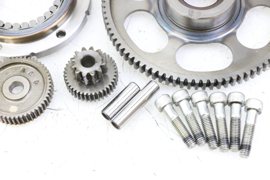 photo de ROUE LIBRE DEMARREUR HONDA VT C2 SHADOW 750 (1997 - 2001) - Vue d’ensemble