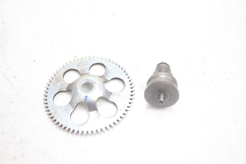 photo de ROUE LIBRE DEMARREUR PEUGEOT KISBEE 2T 50 (2010 - 2017) - Zoom état d’usage