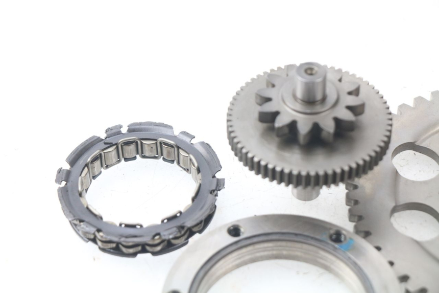 photo de ROUE LIBRE DEMARREUR GILERA NEXUS 125 (2009 - 2013) - Gros plan technique