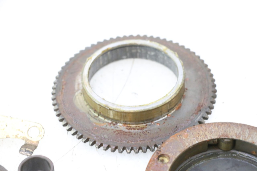 photo de ROUE LIBRE DEMARREUR TNT MOTOR ROMA 12' 2T 50 (2007 - 2018) - Points de fixation
